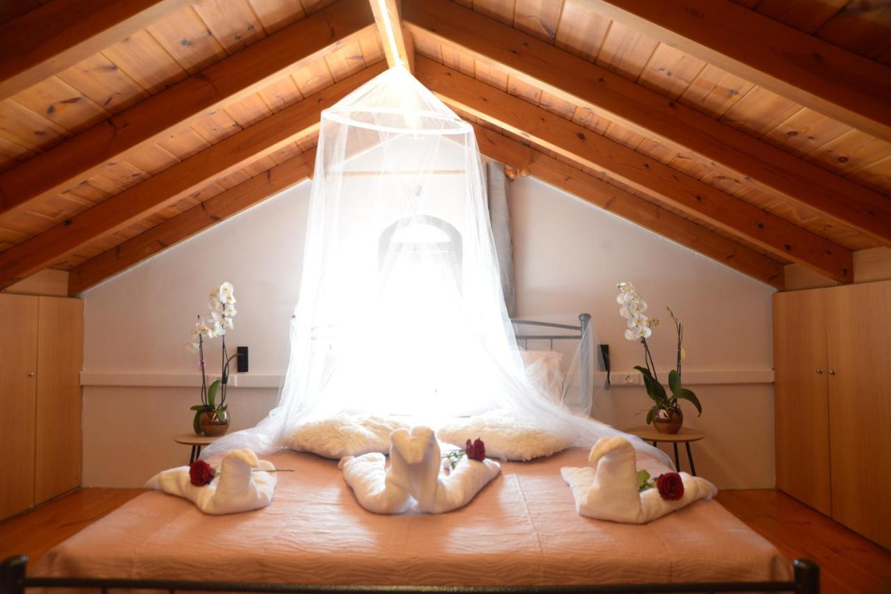 Mary'S Dreams Villa Sými Esterno foto